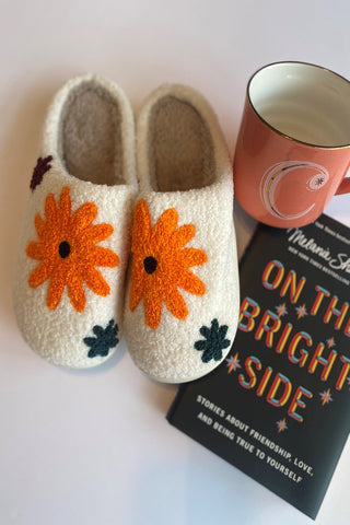 Cream Retro Daisy Slippers