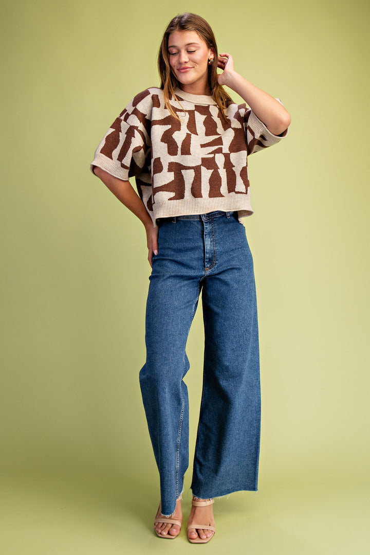 Geometric Print Sweater in Brown Short Sleeve