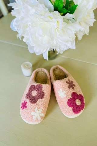 Flower Power Slippers in Pink