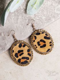 Paw Sitively Perfect Leopard Circle Earrings Gold